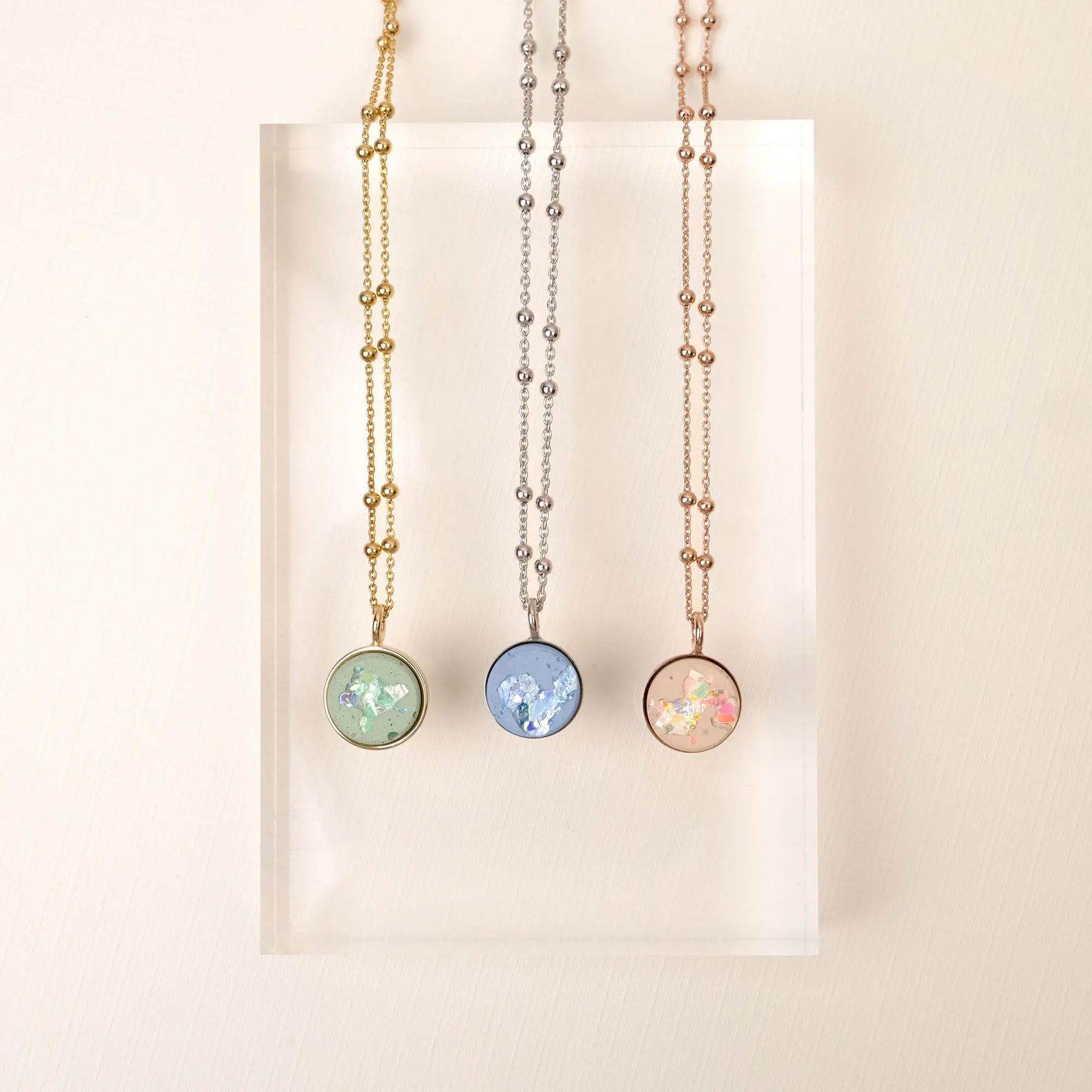 Necklace ELLA | Pistachio Crystal Gold