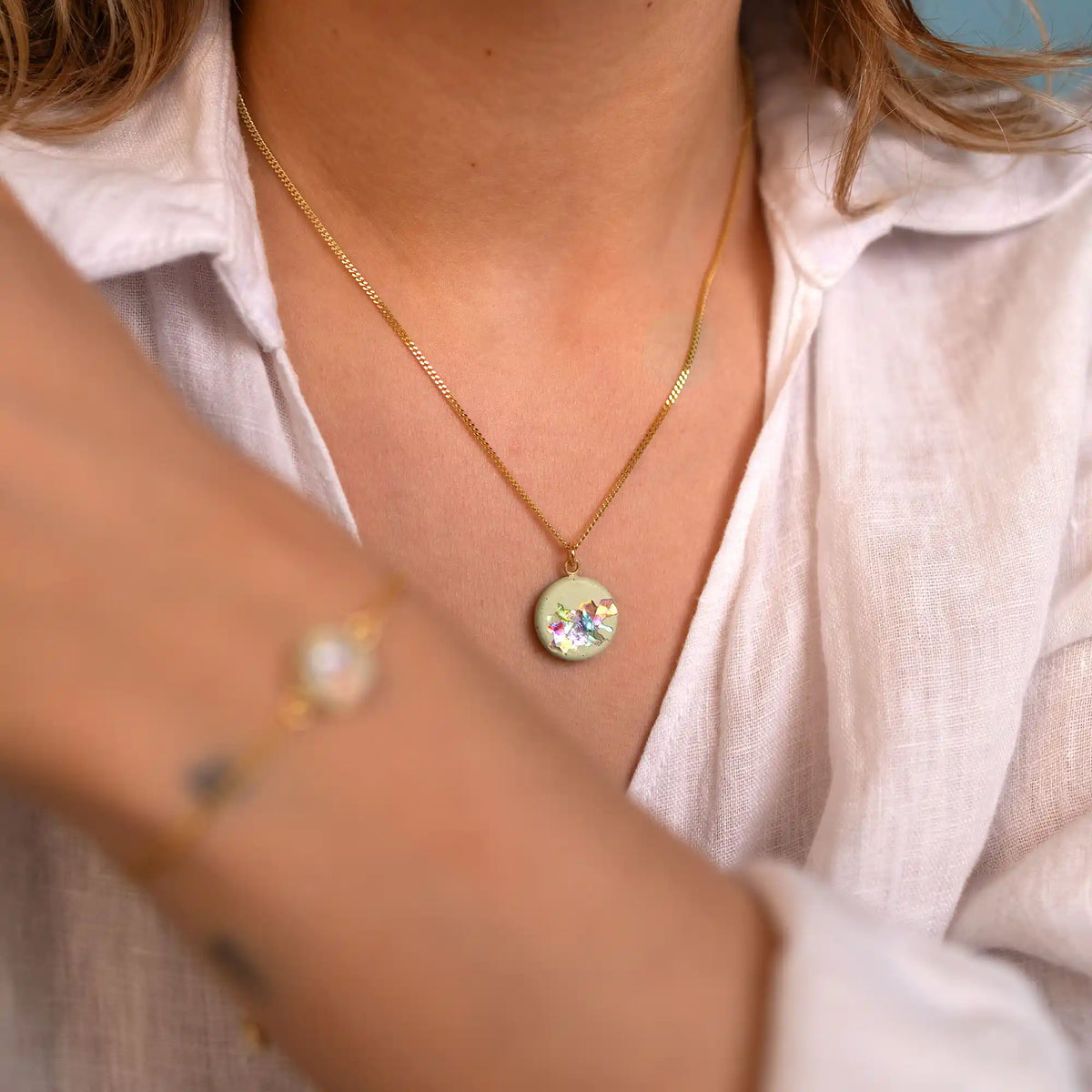 NR. 25 Halskette MARY | Lime Crystal Gold