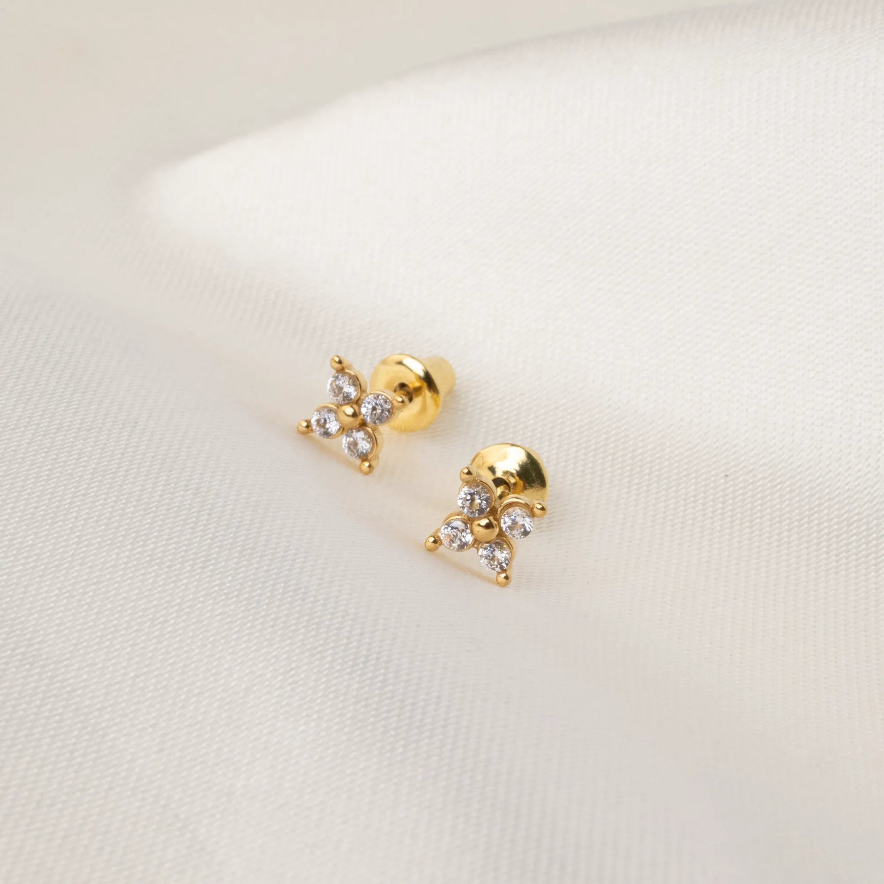 Stud earrings BLOSSOM | gold